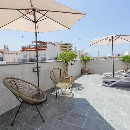 Nueva 22 * Nerja