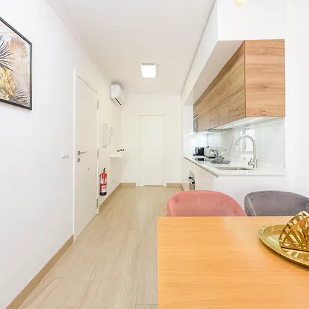 Nueva 22 In By Solaga Homes *